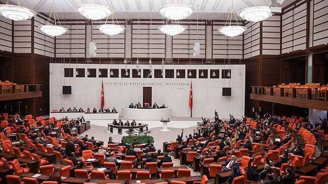 Ekonomi+alan%C4%B1nda+d%C3%BCzenlemeler+i%C3%A7eren+teklifin+birinci+b%C3%B6l%C3%BCm%C3%BC+kabul+edildi