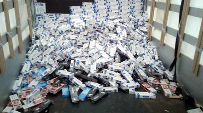 K%C4%B1z%C4%B1ltepe%E2%80%99de+26+bin+400+paket+ka%C3%A7ak+sigara+ele+ge%C3%A7irildi