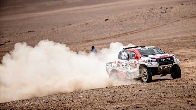 Toyota+liderli%C4%9Fe+y%C3%BCkseldi