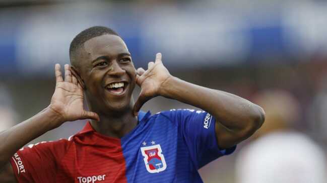 Fenerbah%C3%A7e,+Jhonny+Lucas+i%C3%A7in+Parana%E2%80%99ya+resmi+teklifini+FaceTime+%C3%BCzerinden+iletti