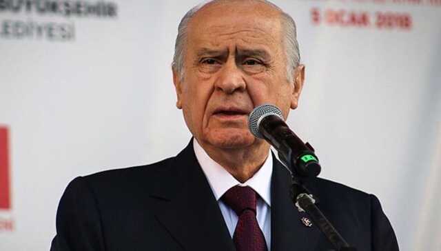 MHP+Genel+Ba%C5%9Fkan%C4%B1+Bah%C3%A7eli+il+ba%C5%9Fkanlar%C4%B1n%C4%B1+topluyor