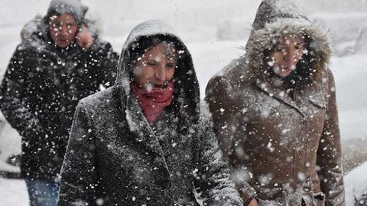 Meteorolojiden 4 il için kuvvetli kar yağışı ve fırtına uyarısı Meteorolojiden 4 il için kuvvetli kar yağışı ve fırtına uyarısı