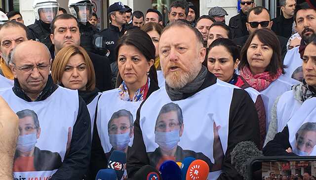 HDP%E2%80%99lilerin+y%C3%BCr%C3%BCy%C3%BC%C5%9F%C3%BCne+izin+verilmedi+++++