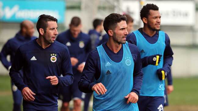 Fenerbah%C3%A7e,+Zenit+ma%C3%A7%C4%B1n%C4%B1n+haz%C4%B1rl%C4%B1klar%C4%B1n%C4%B1+tamamlad%C4%B1