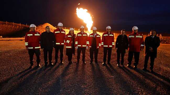 Bakan+D%C3%B6nmez:+Ke%C5%9Ffetti%C4%9Fimiz+gaz+sahalar%C4%B1yla+cari+a%C3%A7%C4%B1%C4%9F%C4%B1m%C4%B1z+5+milyar+lira+azalacak